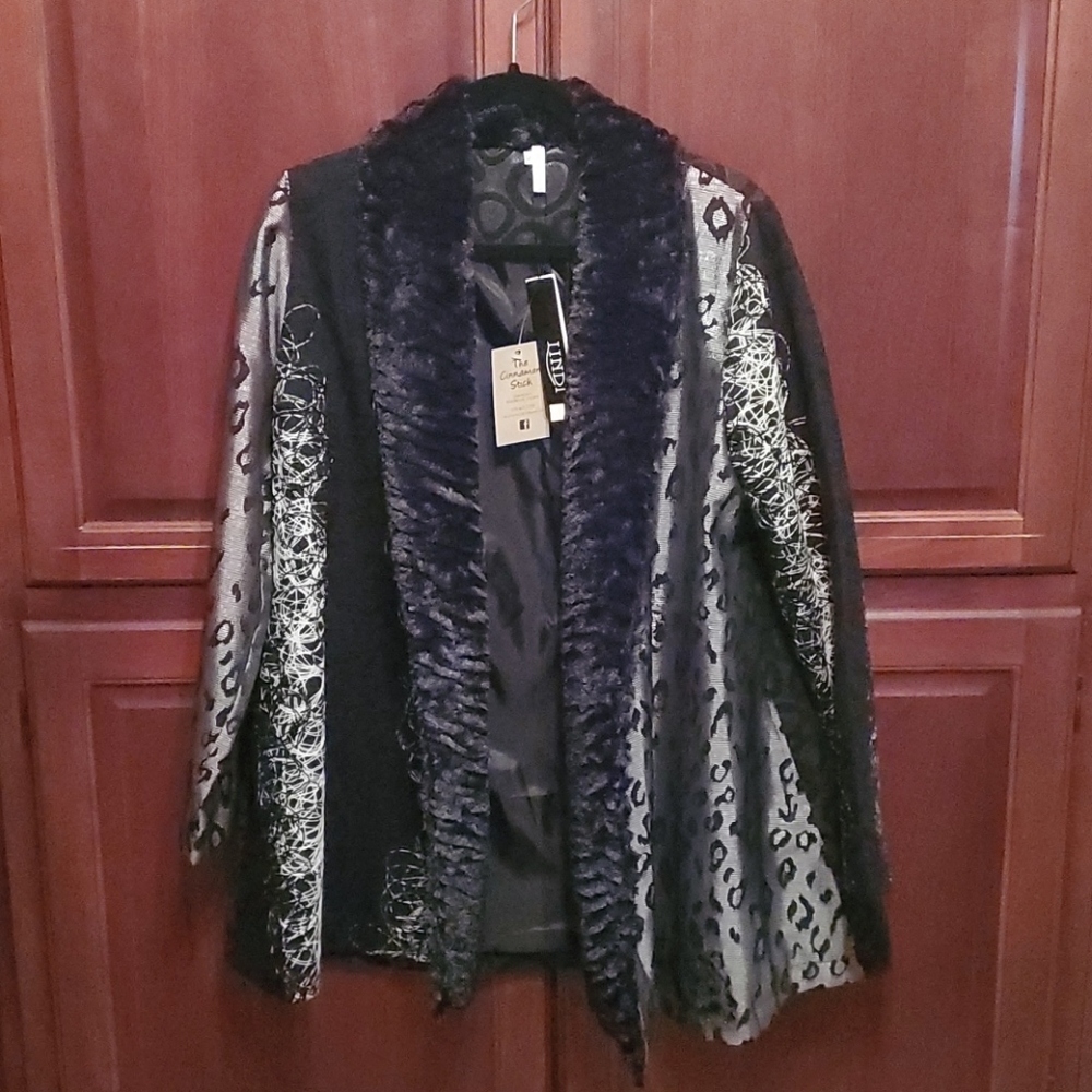 Georgious New Faux Fur Trim Jacket